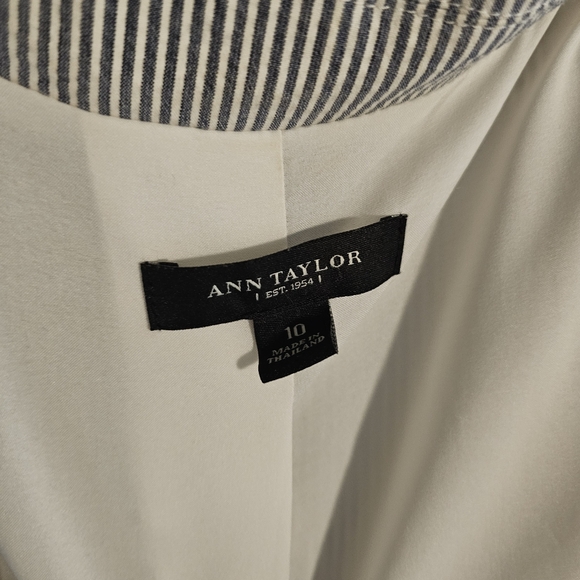 Blue and White stripped suit set - Picture 6 of 8